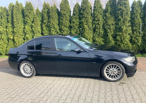 BMW Seria 3 cena 26000 przebieg: 297800, rok produkcji 2005 z Buk małe 121